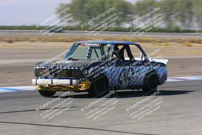 media/Oct-01-2022-24 Hours of Lemons (Sat) [[0fb1f7cfb1]]/10am (Front Straight)/